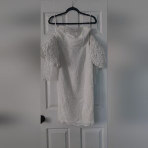 Elegant White Lace Dress with Puff Sleeves